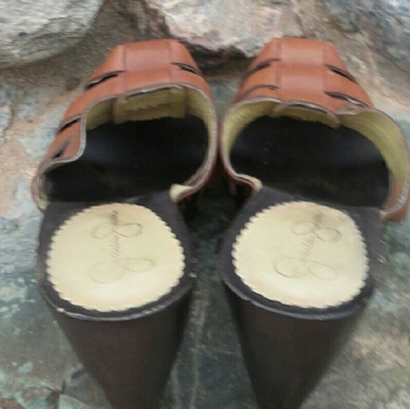 Jessica Simpson Leather Clogs - Picture 3 of 5